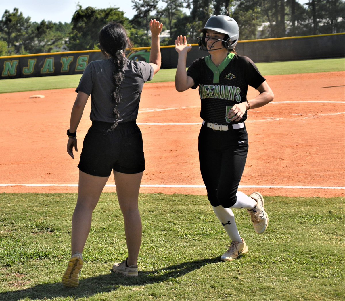 jsccsoftball1's tweet photo. and it begins… https://t.co/fndUdIjTRQ
