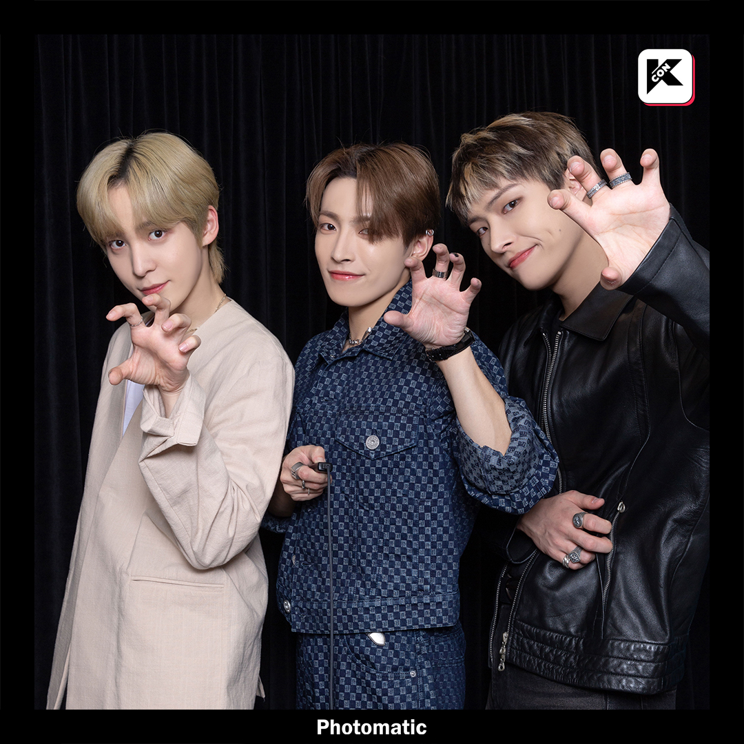 kconusa's tweet photo. [#KCONLA2023]  #ATEEZ Special Photo 📷
w/ @photomatic_official

It only took a few frames to relive our moment 😉
@ATEEZofficial

Let's #KCON! https://t.co/8IwF7NYXsV