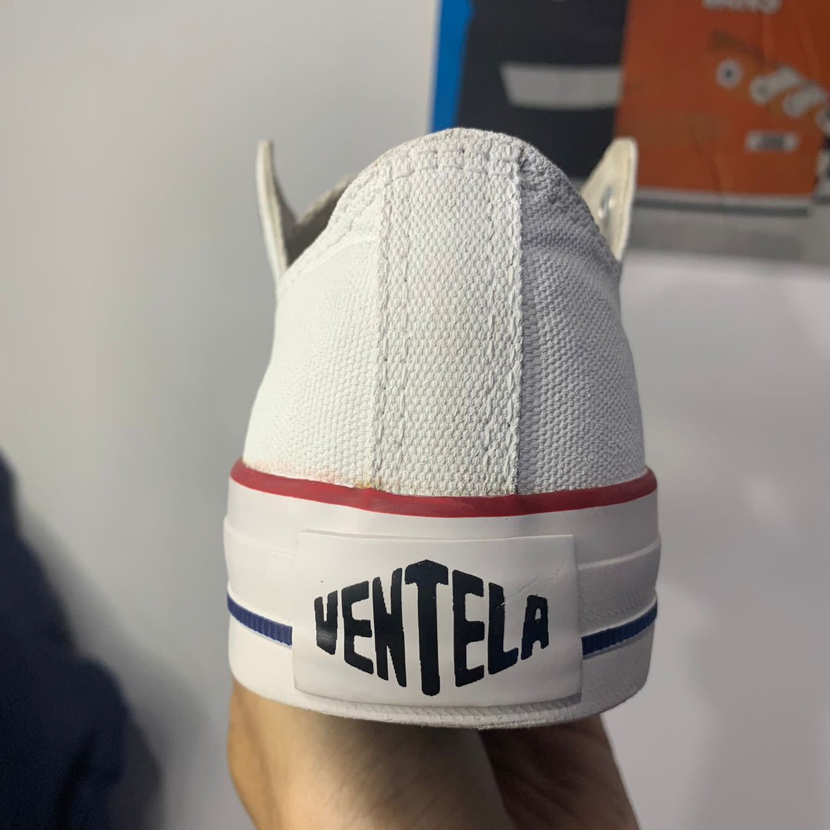makclingclean's tweet photo. SEPATU REGETMU, REJEKIKU https://t.co/DU7dY3jWug