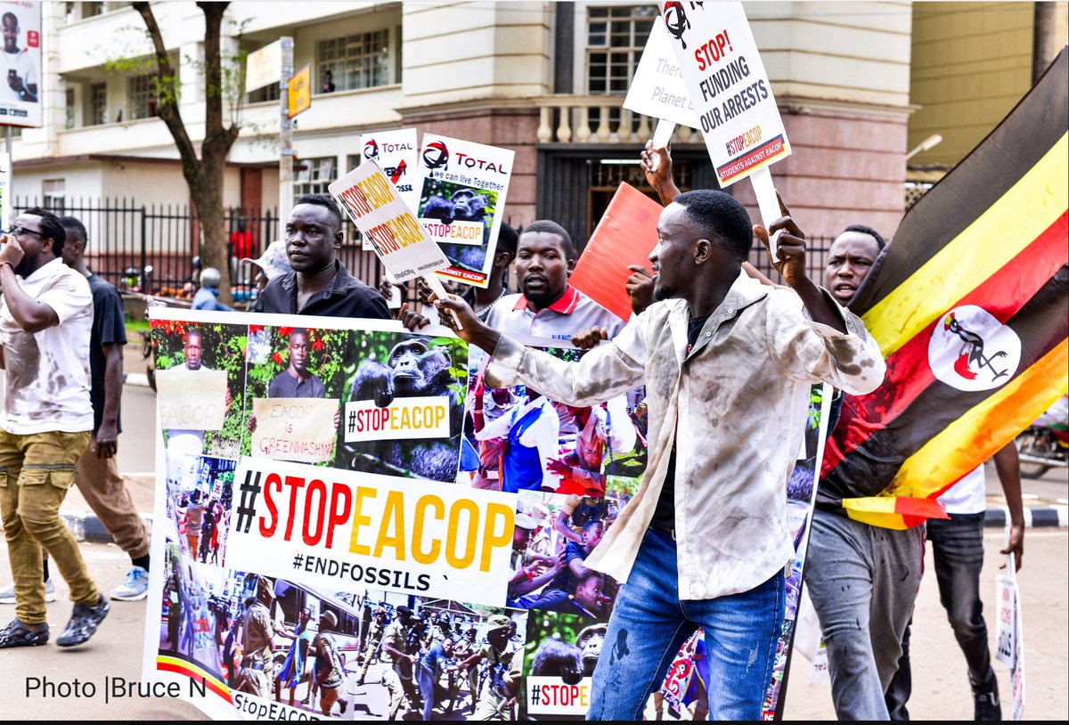 4 student activists, Maktum Kajjubi, Alex Lyazi, Benjamin Akiso & Abdul Twaibu were arrested 2day by @PoliceUg at @ParliamentUG during a peaceful protest. They were arraigned before court & remanded to Luzira till Monday. We demand for their release. #EndFossilFuels #StopEACOP