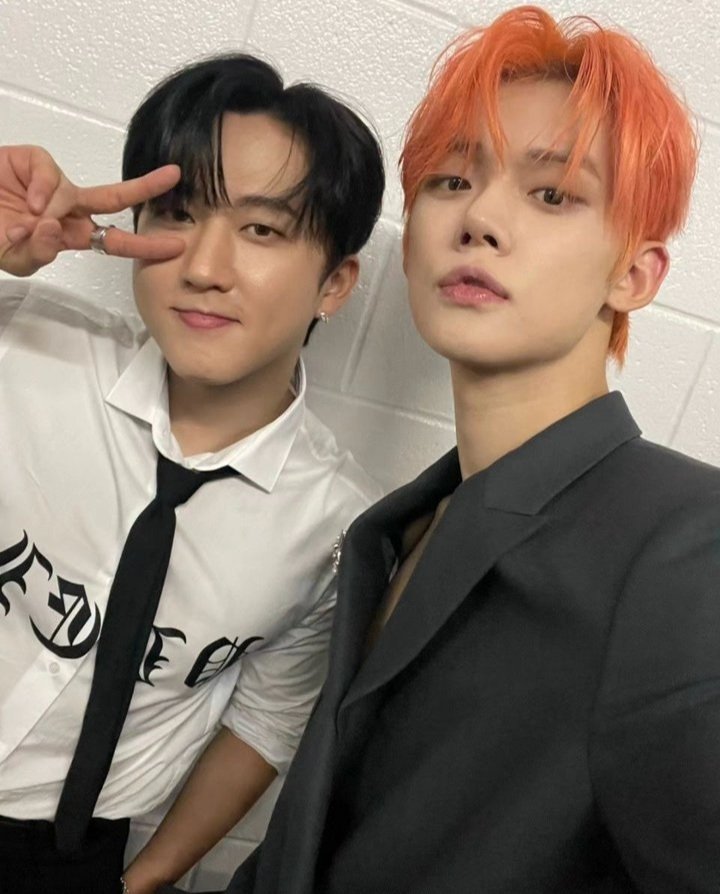 خاک به سرم😭😭