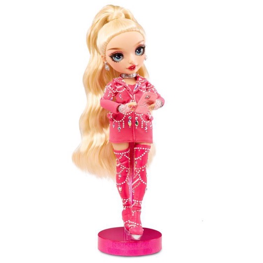 rhdaily_'s tweet photo. Collector’s Edition — Paris Hilton, Hot Pink, Headmistress of Pacific Coast High (2022) https://t.co/45hsS6SlZH