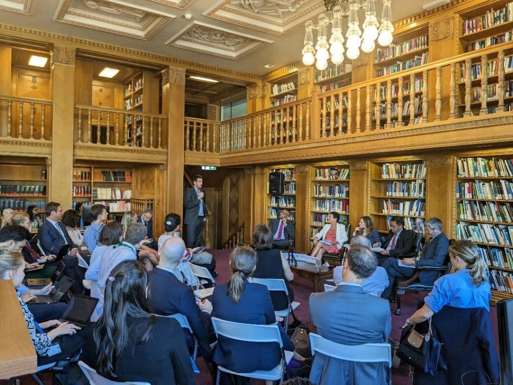 <a href="/DelorsEurope/">Europe Jacques Delors</a> <a href="/wto/">WTO</a> <a href="/genevieve_pons/">Genevieve Pons</a> <a href="/ColettevdVen/">Colette van der Ven</a> <a href="/daveghbeer/">Dave Beer</a> This was a ‘gloves off’ session and I very much enjoyed the shared effort to ensure development &amp; the priorities of #MSMEs are part of EU climate policy #CBAM