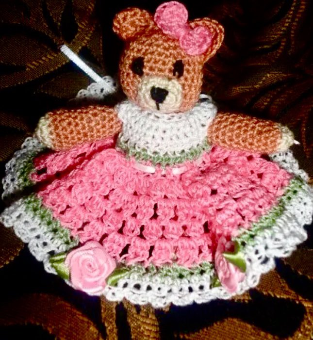 RonnieLewis4's tweet photo. #crochet #amigurumi #crochetdoll #threadbear #crochetthread #freepattern https://t.co/V9vTODETP1 https://t.co/WEtWUanoOg