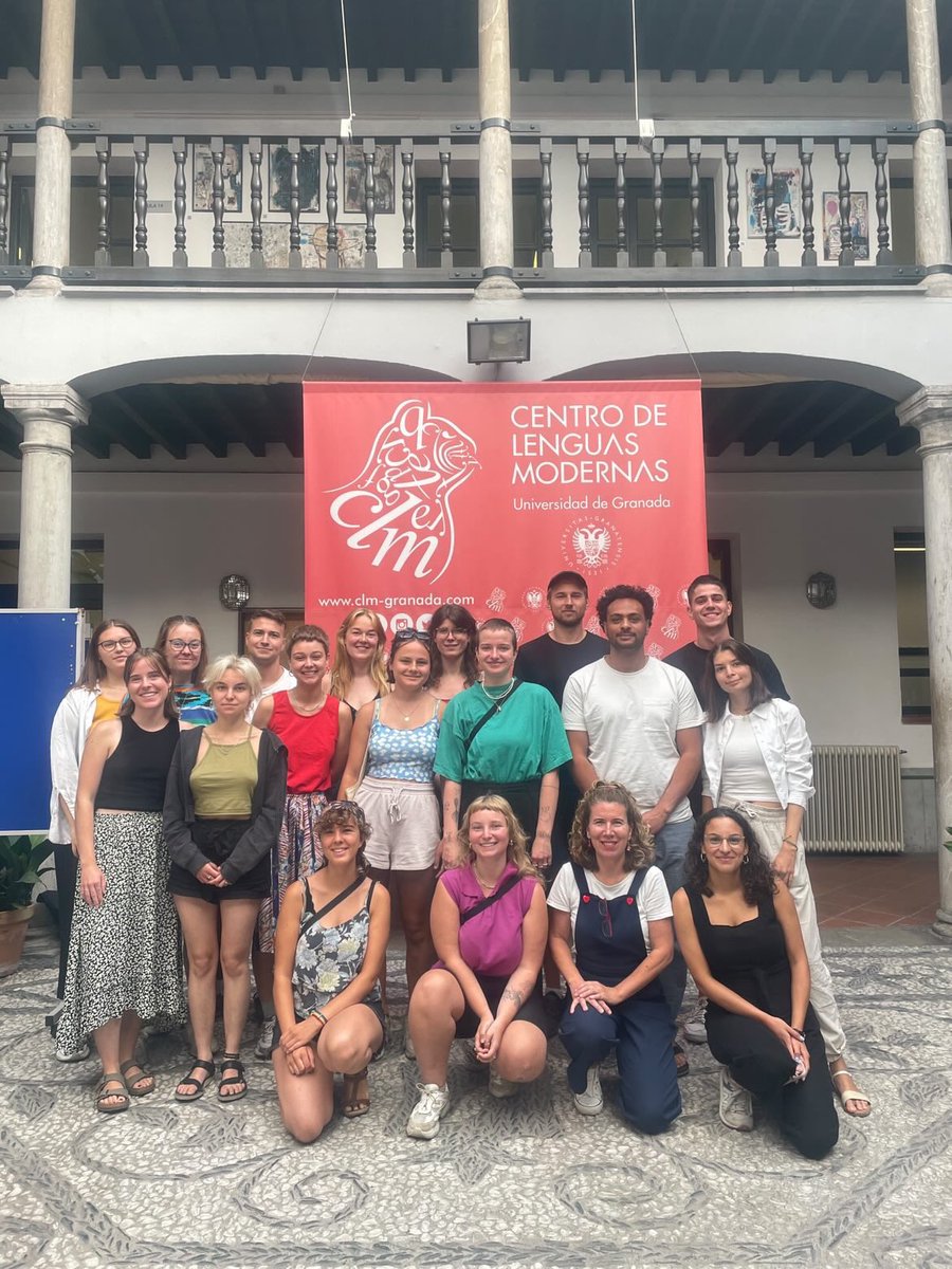 mariaef291's tweet photo. Nuestro grupo de la @HD_UniLeipzig nos deja ya hoy. Encantados de seguir contando con este fantástico grupo de jóvenes apasionados por del español 🥰 https://t.co/405hqesfzt