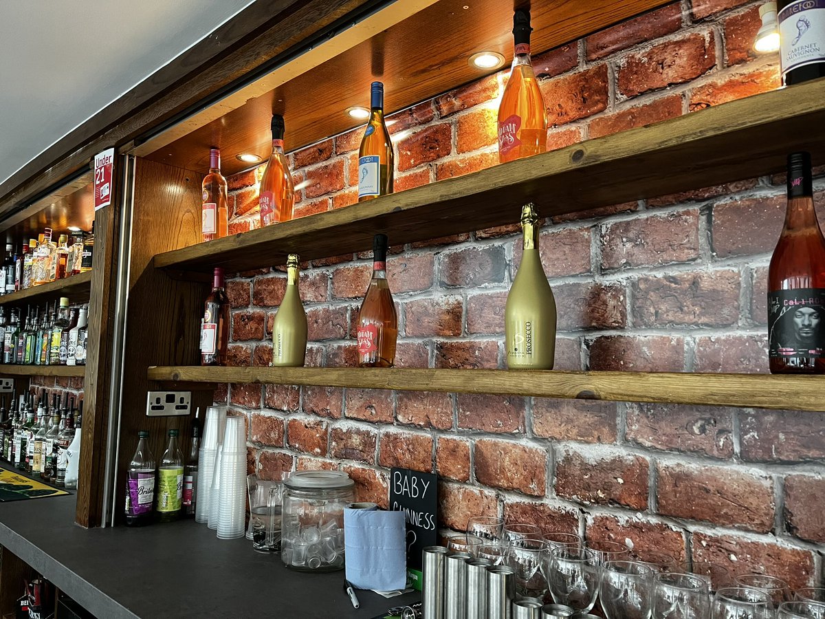 LtdEcr's tweet photo. Student Union point of sale 

Cashless transactions

Food and drink 

Kitchen orders automatically sent from each point of sale to the kitchen for preparation and delivery to table https://t.co/5kGcd22WtV