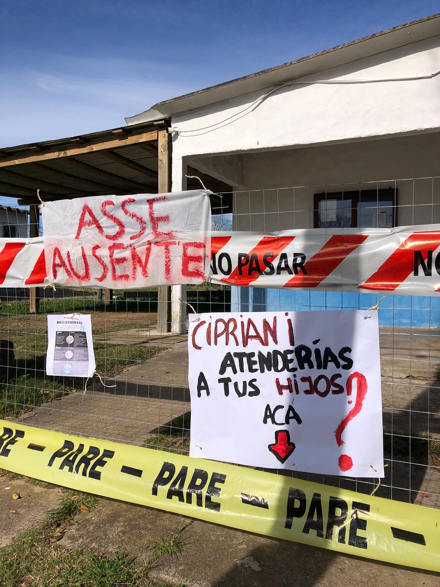 emekavoces's tweet photo. 🔴▶️ #GregorioAznarez #Maldonado Tras el reclamo este jueves de los vecinos por el tema policlínica, hoy las autoridades de ASSE van a viajar para reunirse con los vecinos por la situación que les toca tras el cierre momentáneo de la antigua policlínica debido a los problemas estructurales. Están teniendo que viajar a Pan de Azúcar por remedios y si pierden el ómnibus no tienen como volver, según reclamaban ayer en @cadenadelmar2