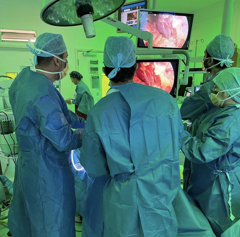 shad khan (@shadkhansurgeon) on Twitter photo Massive thanks to <a href="/uclh/">UCLH</a> & <a href="/TE_AbdelAziz/">Dr Tarek E Abdel-Aziz</a> for inviting me to their hospital to teach/collaborate on 2 cases: lap retroperitoneal approach #adrenalectomy. Great to watch a skilled surgeon & colleague pick this up so quickly! Thanks theatre team for making me so welcome <a href="/BAETS_UK/">British Association of Endocrine&Thyroid Surgeons</a> Massive thanks to <a href="/uclh/">UCLH</a> & <a href="/TE_AbdelAziz/">Dr Tarek E Abdel-Aziz</a> for inviting me to their hospital to teach/collaborate on 2 cases: lap retroperitoneal approach #adrenalectomy. Great to watch a skilled surgeon & colleague pick this up so quickly! Thanks theatre team for making me so welcome <a href="/BAETS_UK/">British Association of Endocrine&Thyroid Surgeons</a>