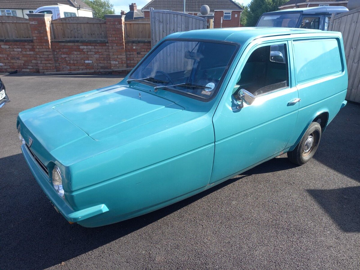 UKProjectCars's tweet photo. Reliant Robin 850 Van - easy project?
More info --> https://t.co/2g9wkwZpft
#ReliantRobin #850Van #ProjectCar #ClassicCar #RestorationProject #AutoProject https://t.co/14Xv4JVqVo