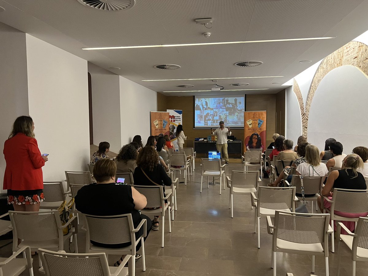 Anna Brunsó ツ tweet media