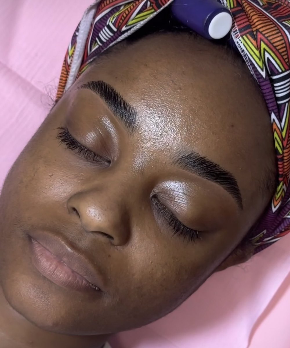 dejimi_'s tweet photo. Pull up at Centigrade mall, 7Fola osibo street, lekki phase one Lagos to get your brows laminated and lashes done https://t.co/3C2YBgXFvY