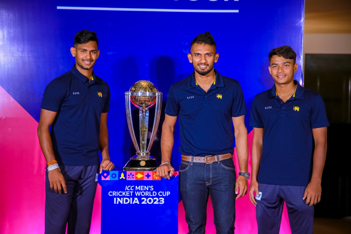 Sri Lankan Cricketers with the ICC Cricket World Cup 2023 trophy in Colombo 🏏🇱🇰