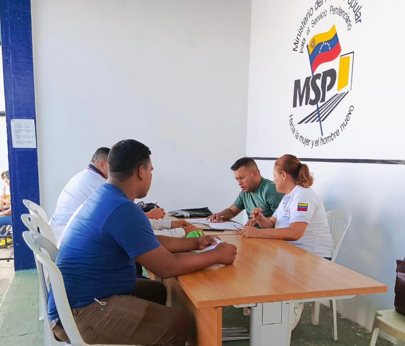 De manera simultánea, en El Vigia del estado Mérida y en el estado Táchira en la sede de la #Utso continúa el equipo del <a href="/mppsp_vzla/">MPPSP</a> realizando evaluaciones psicosociales a penados en libertad que optan al beneficio procesal de Suspensión Condicional de la Ejecución de la Pena.