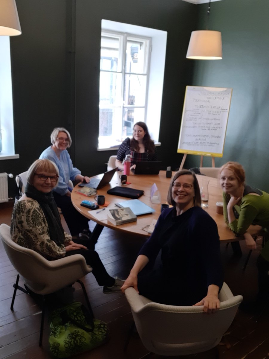 Tiede ja tunteet-yhteismonografian päätäntöä työstämässä Sofiassa, kiitos inspiroivasta tilasta <a href="/KoneenSaatio/">Koneen Säätiö</a> !