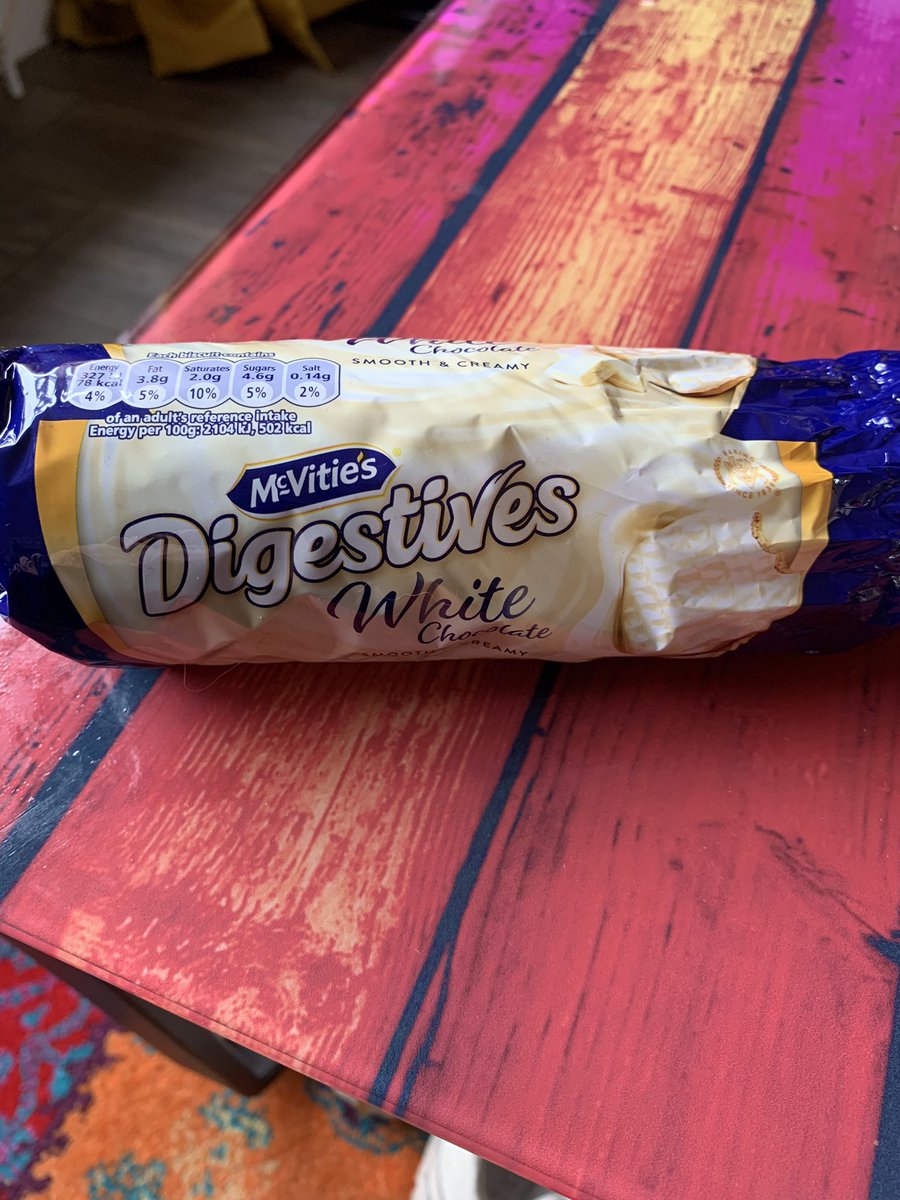 StaceHartill's tweet photo. These are weird. https://t.co/AARUvrMZ1B