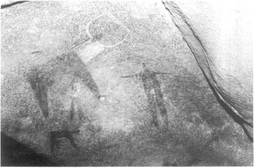 ADheegsan's tweet photo. Karin Heegan Rockshelter is situated in Sanaag, #Somaliland. Paintings depicting long-horned bovids (goats, cattle), human figure holding a sword-like implement, & isolated bow & arrow.
It dates similarly to those of #LasGeel.
Wonders of #Somaliland: Ancient, Archeology, History https://t.co/EdMm5s7Jvf