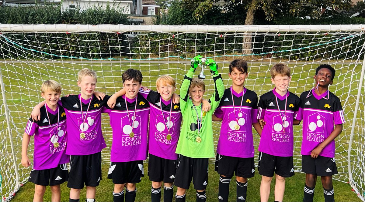 HildenGrange's tweet photo. We were delighted to host our annual Colts Football Tournament Day which involved every boy in Year 5 and 6 from seven schools. There was a huge amount of fun, with team work also on plentiful display. Congratulations to our Colts A team - joint winners of the A team tournament. https://t.co/f6VdNfDFUC