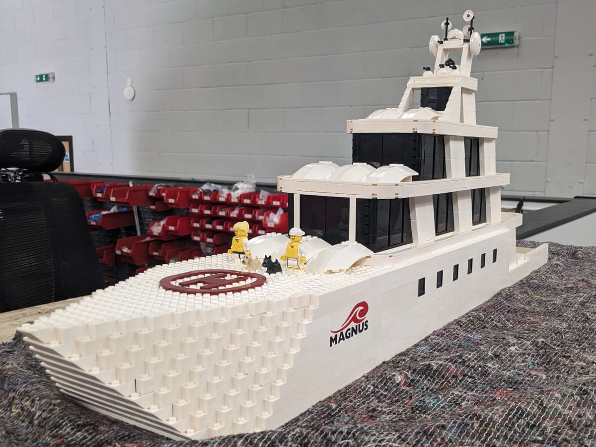 Magnus_Marine's tweet photo. ⛵🌊 Our new Magnus Motor Yacht is ready to explore uncharted waters! 🌅 Big thanks to Neil for bringing this maritime adventure to life! 🚀 #LEGOYacht #SeaExplorer https://t.co/bd7JGw0mxJ