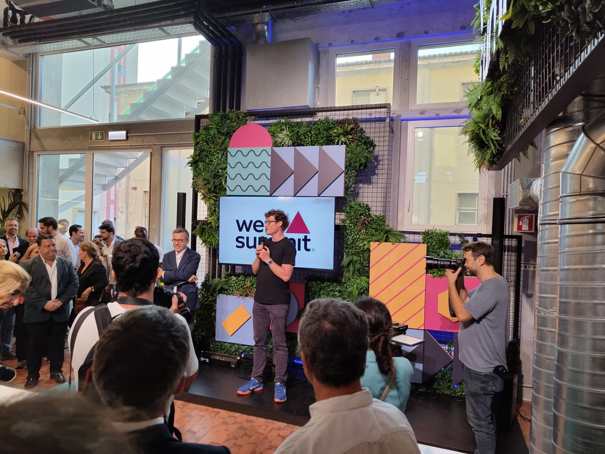 stela_suils's tweet image. Great evening at the new @WebSummit offices in @HCBeato with its CEO @paddycosgrave and Lisbon Mayor Carlos @Moedas

@LRN12391748 and I had the honor of representing Lean In Portugal-Lisbon as Community Partners of the Web Summit 🚀

#WebSummit #LisboaTech #innovation #LeanIn