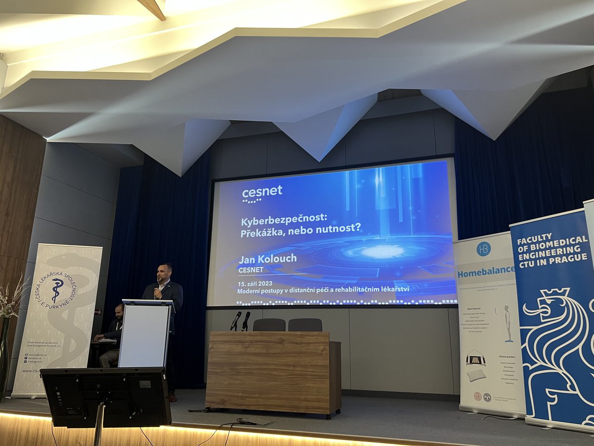 CESNET_cz's tweet photo. Na studentské vědecké konferenci "Moderní postupy v distanční péči a rehabilitačním lékařství" nyní přednáší @KolouchJan na téma "Kyberbezpečnost: Překážka nebo nutnost?
#CESNET #kyberbezpecnost #propojujemevedu https://t.co/HaymVbAJ4B