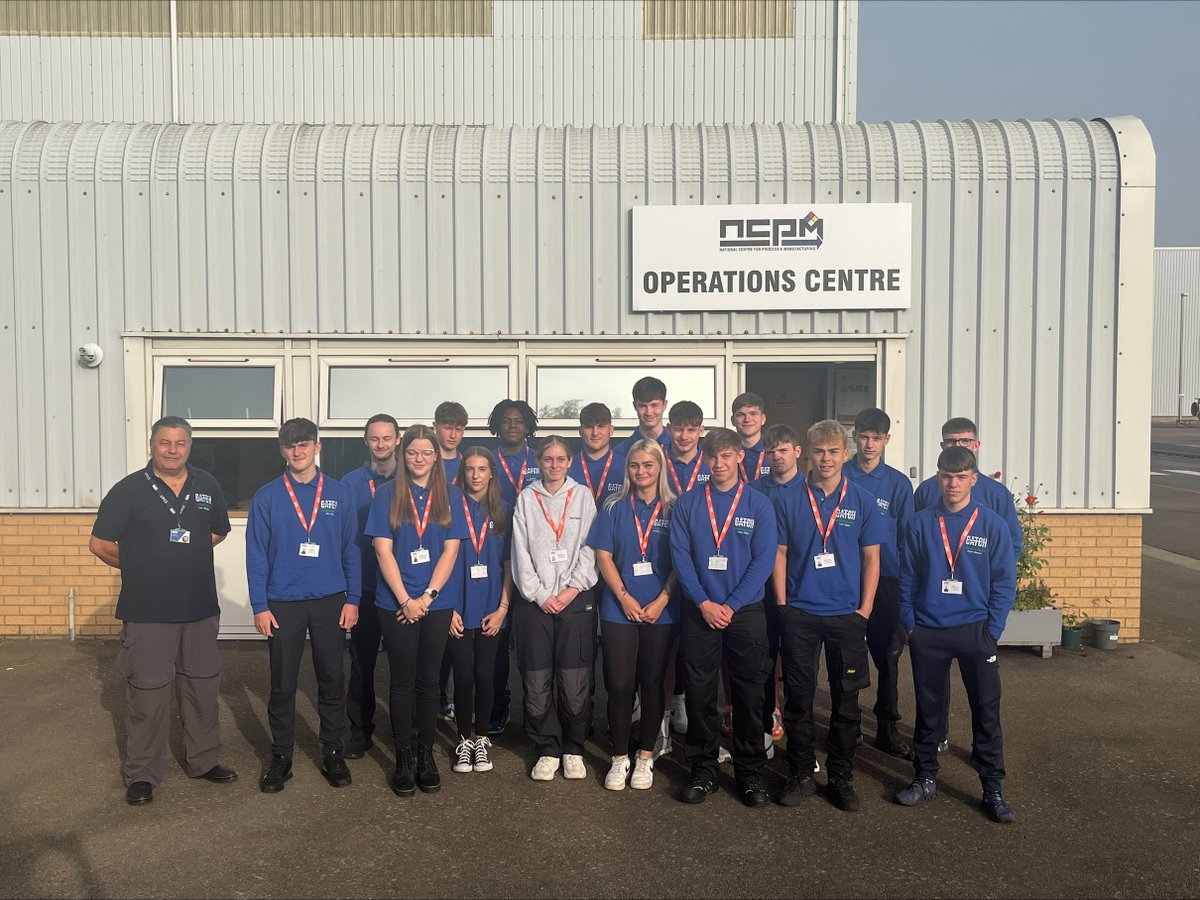 A warm welcome to our Electrical Apprentices, this group have a busy 12 months ahead as they familiarise themselves with the theory and knowledge required to become a Maintenance and Operations Engineering Technician!

We wish them the best of luck!
