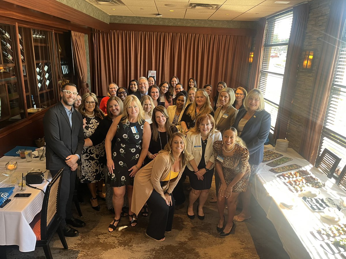 Thank you to Mike Koblan and Dr. Evette Riley Allison from <a href="/ProxLearning/">Proximity Learning</a>  for a wonderful Middlesex County Women in Leadership event <a href="/NBTSuper/">Janet M Ciarrocca</a> <a href="/noyi/">Dr. Evelyn Mamman (she/her)</a>