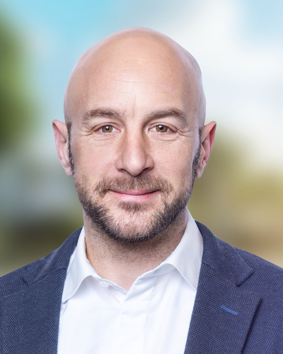 CDUTornesch's tweet photo. Unser Fraktionsvorsitzender Christopher Radon kandidiert als Bürgermeister für Tornesch.

Mehr dazu in der Pressemitteilung: https://t.co/Jx9sfAq0ps https://t.co/co7GR1K8gG
