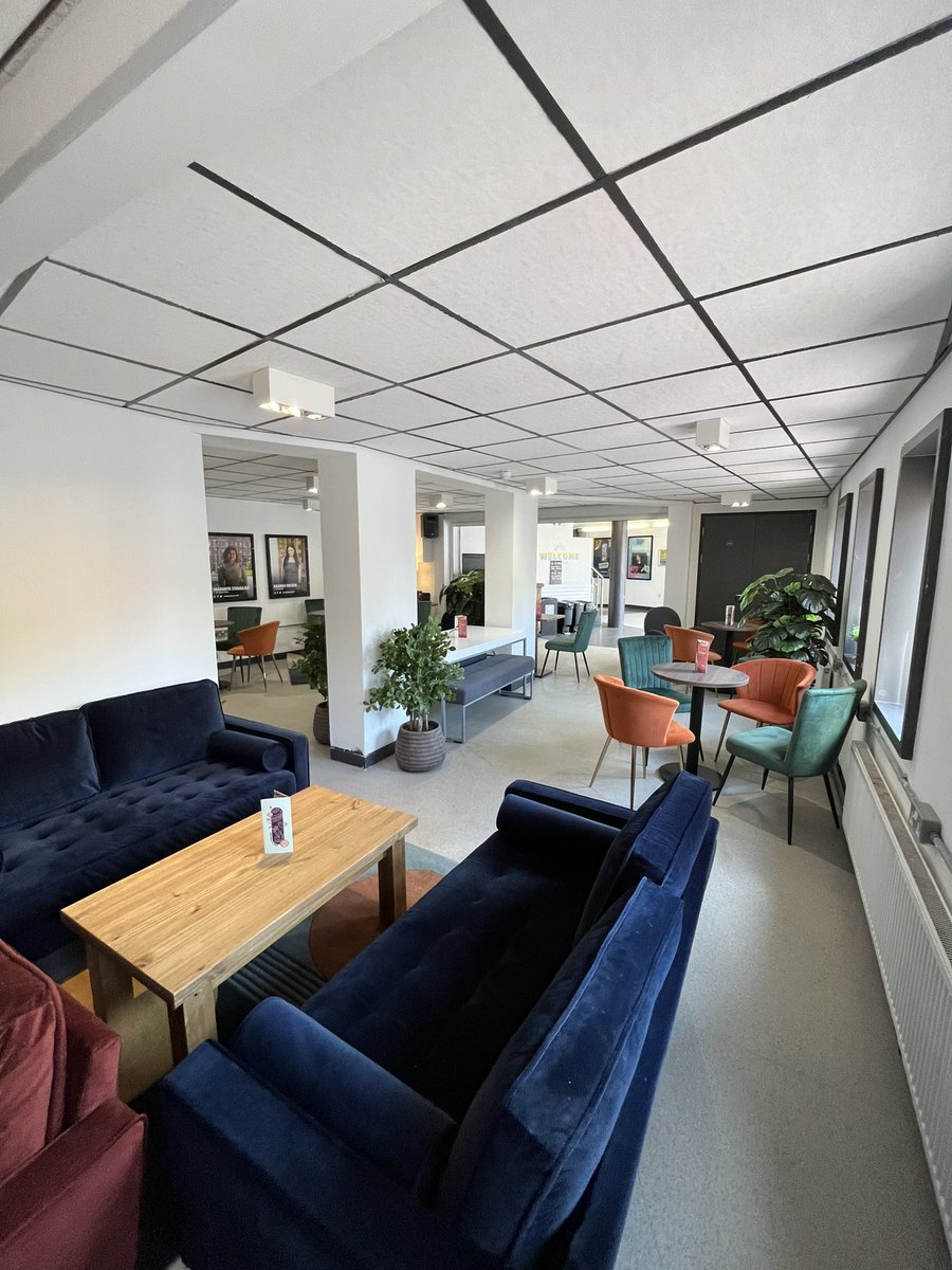 First lunch in the revamped Tommys Lounge! 

Happy Welcome Weekend♥️

#RHSU #RoyalHolloway