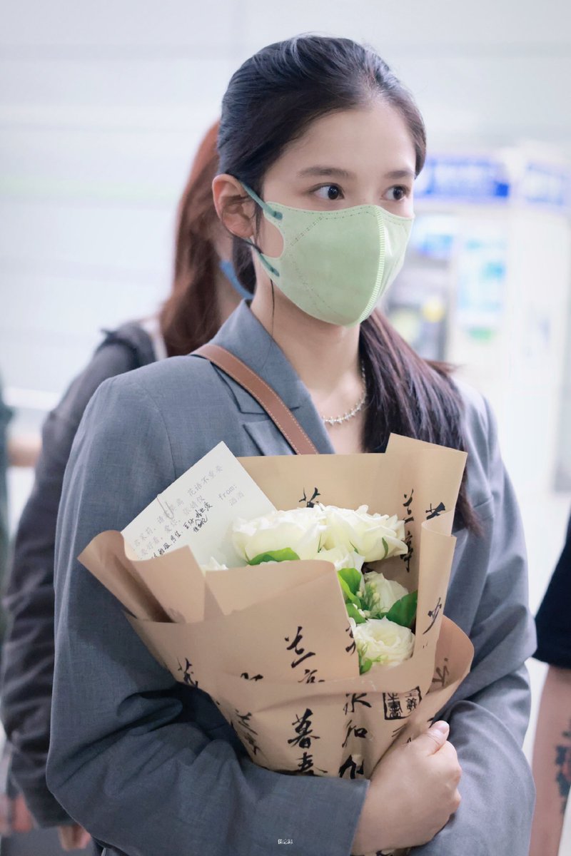jingyiarchived's tweet photo. 📸 230915 2P Fansite 备忘录|张婧仪 weibo updates 

🛬 SHA Shanghai

source photos: https://t.co/VgIRB4O60l

#zhangjingyi #张婧仪 #장정의 https://t.co/XvhGDpDUCN