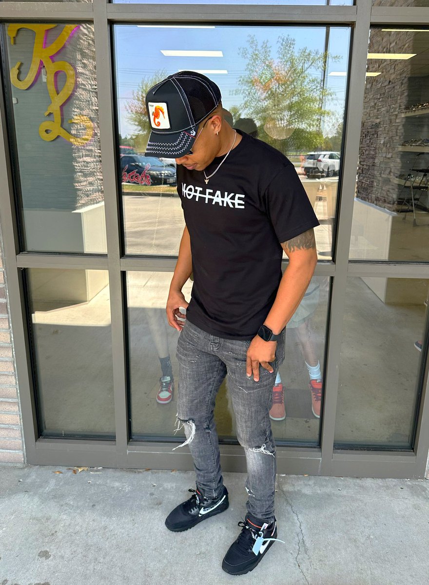 thelacedway's tweet photo. Black “Not Fake Tees” Sold Out First Weekend❗️ Restock This Weekend &amp; Also Have Tan &amp; Brown In Stock 🔥 TEACH A HATER HOW TO HUSTLE #LACED https://t.co/ss9QdcQLGG