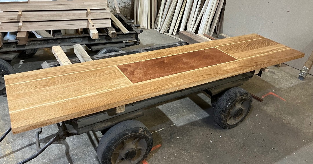WLWESTSONS's tweet photo. A gorgeous worktop for our new Yard Office and display area. This one is made from beautiful oak and sapele with ash inlay strips - stunning! If you'd like to commission your own unique item - call 01798 861611 or email sales@wlwest.co.uk #worktop #sapele #oak #ash #bespoke https://t.co/0nNwHI1iZ3
