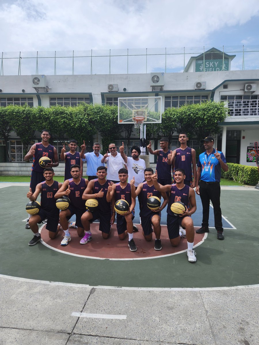 KapilKumria's tweet photo. Had an incredibly fruitful day as a fan and basketball player, promoting the game  alongside basketball ambassador @superfan_nav We visited a camp in @NWSGZB and then headed to the @NBAIndia academy facility at Jaypee Noida where @jrnba tournament is taking place. Nav as always, spoke passionately and motivated young kids, encouraging them to practice hard and excel in their https://t.co/BH0PsIz9XW is the greatest game, shaping us into better humans and instilling discipline. 🏀 #BasketballAmbassador #superfan #NBA #Inspiration @NBA