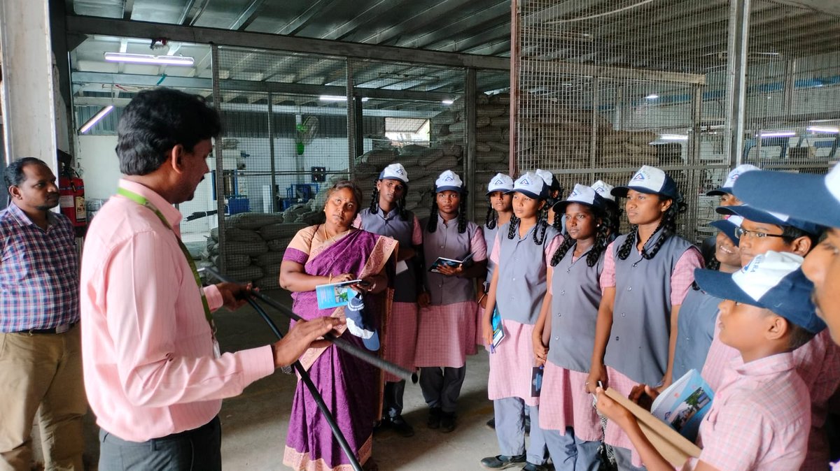 bis_madurai's tweet photo. Exposure visit was conducted for BIS Standards Club students of Government High School, Thoppur, Madurai at M/s Cenmark Agronomics Pvt Ltd, Kappalur, Madurai on 13.09.2023  #bisstandard #exposurevisit #bisstandardsclub https://t.co/nieqIWBNec