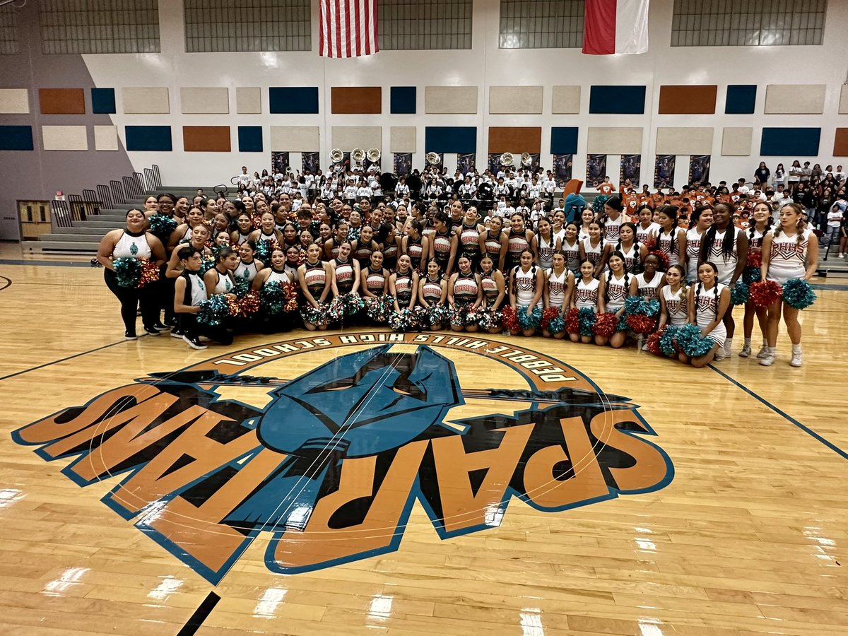 SocorroISD's tweet photo. Good morning, #TeamSISD! Tune in to @CBS4Local and cheer on @EDAztecs_HS and @PHills_HS as they prepare for their 🏈matchup tonight at the Socorro ISD SAC! #OneEmpire #RISE https://t.co/RGsEZ2KIkb