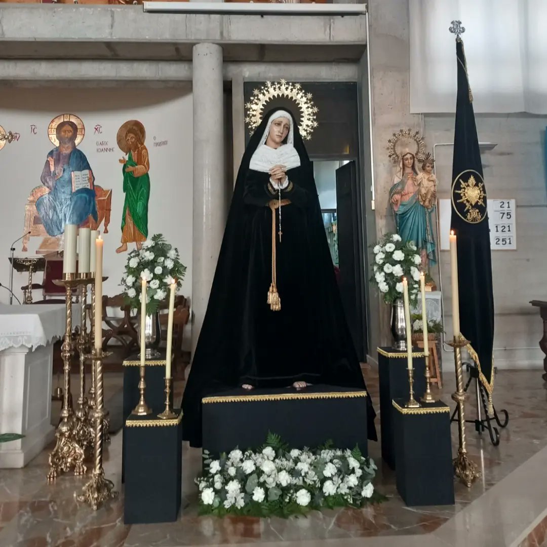3mariascuenca's tweet photo. Hoy celebramos la festividad de Nuestra Señora de los Dolores, madre de nuestro Señor. 

Aprovechamos para dejaros unas fotos de los solemnes cultos realizados por nuestra hermandad en los pasados días: 
La solemne función religiosa y misa por el alma de nuestros difuntos. https://t.co/QmMUobkdrC