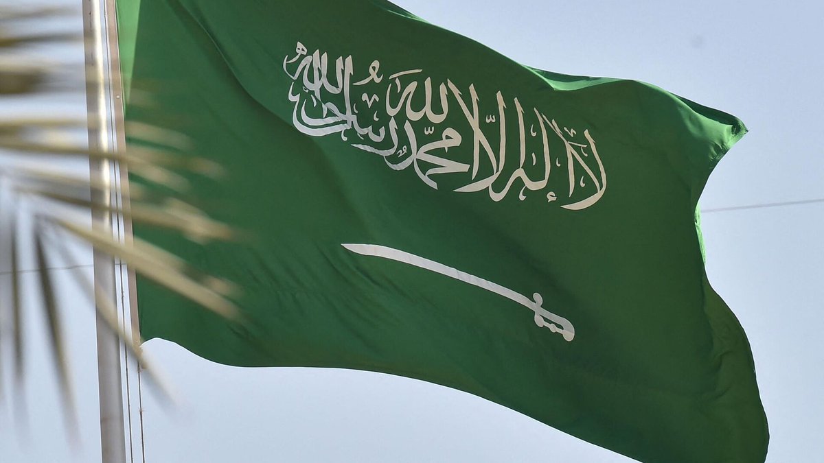 هنـا_العاصمة tweet media