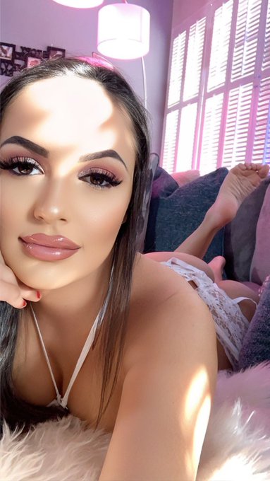 Any fun plans for the weekend? https://t.co/o2yEpbUc2n