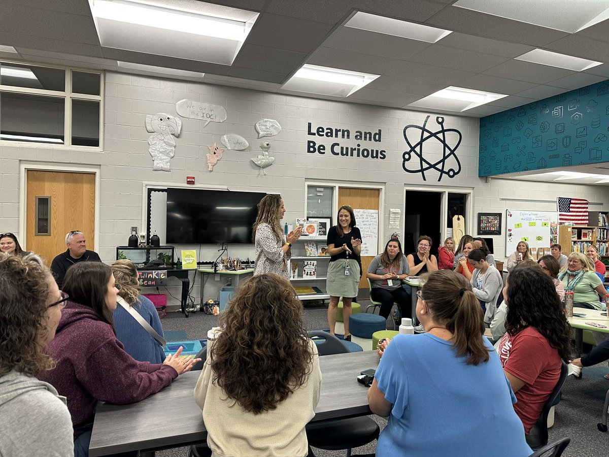 Starting off Friday morning with our superintendent Dave Stewart’s words of wisdom! <a href="/HilliardSchools/">Hilliard Schools</a>