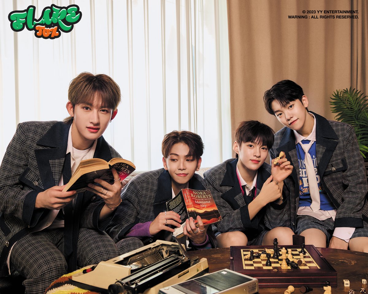 TOZ_YYent's tweet photo. TOZ
The 1st Mini Album
【𝑭𝑳𝑨𝑹𝑬】

CONCEPT PHOTO #2
#ANTHONNY #アントニー
#HART #ハルト
#YUTO #ユウト
#TAKUTO #タクト

#TOZ #FLARE
#YYEntertainment https://t.co/MxxNK4cdDI