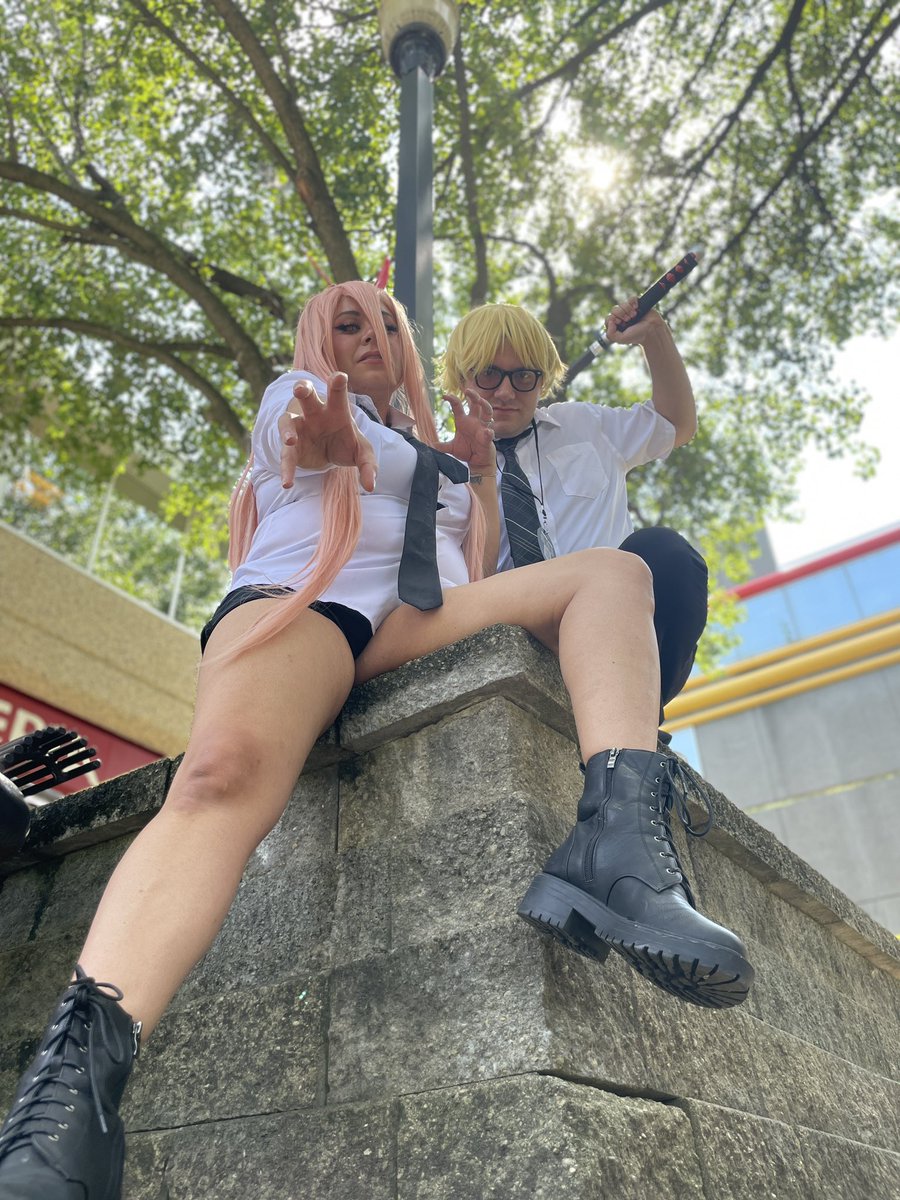 BunnyDaKitten's tweet photo. “You are in the presence of Power!” #chainsawman #cosplayers #chainsawmanpower https://t.co/hP0VHzdqB0