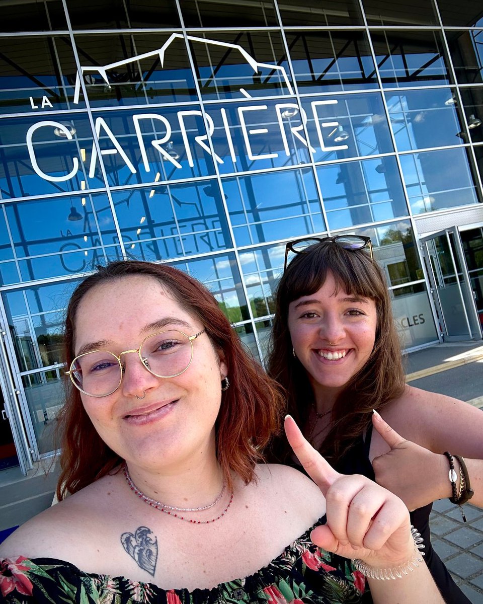 C'est aujourd'hui mon dernier jour à La Carrière, après 2 années en tant que Responsable Communication 🥺

Mais c'est le cœur léger et riche d'expériences que je passe le relais à une nouvelle recrue pleine d'ambitions et projets : Esther ! 🔥

À bientôt, j'espère !

- Manon