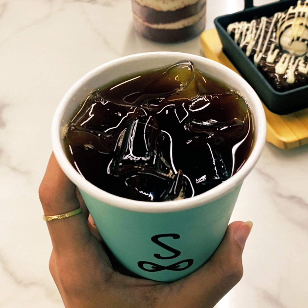 onlydalii's tweet photo. Another day, another cup of coffee https://t.co/anJrCoOtku