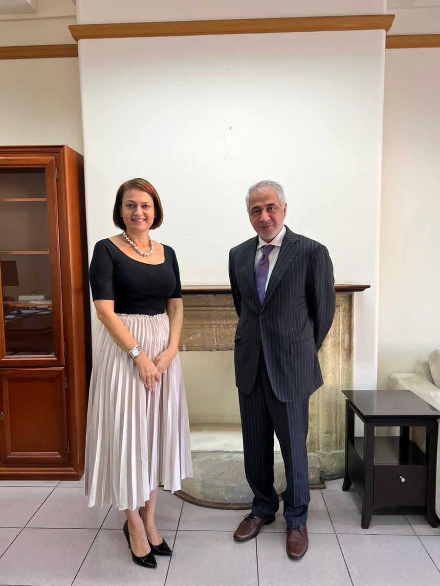 Mohammed Saif Al Shehhi, #UAE AMB in Nicosia, held a constructive meeting with @SophianouKoula , Chief of State Protocol at @CyprusMFA. The two sides discussed prospects for continuous cooperation to enhance the strategic partnership between the two countries 🇦🇪🤝🇨🇾