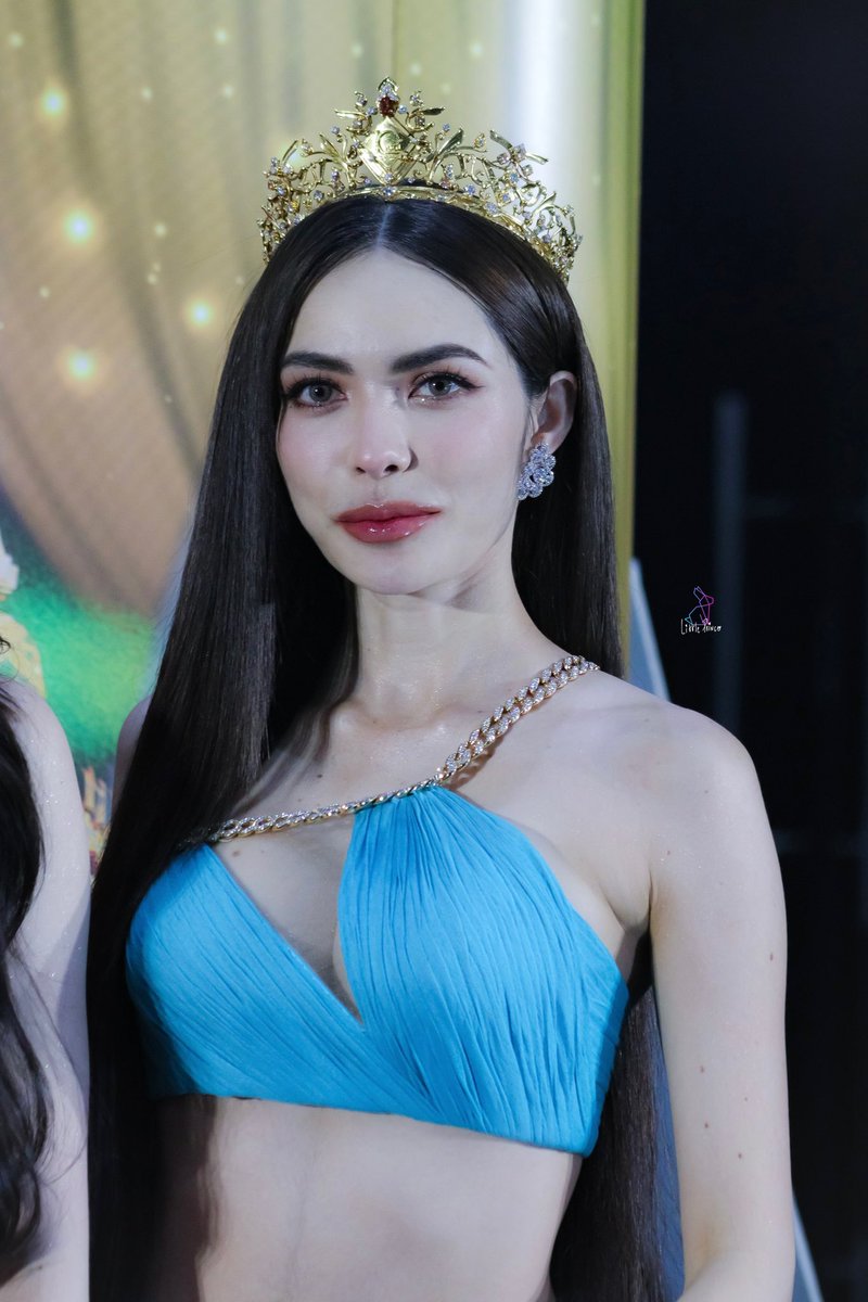 littleprince_21's tweet photo. ชาล็อตสวยมาก ของแทร่ 🥹

#FinalMGTBKK24xENGLOT
@itscharlotty #ชาล็อตออสติน 
#CharlotteAustin https://t.co/Xf5t8ug7MC
