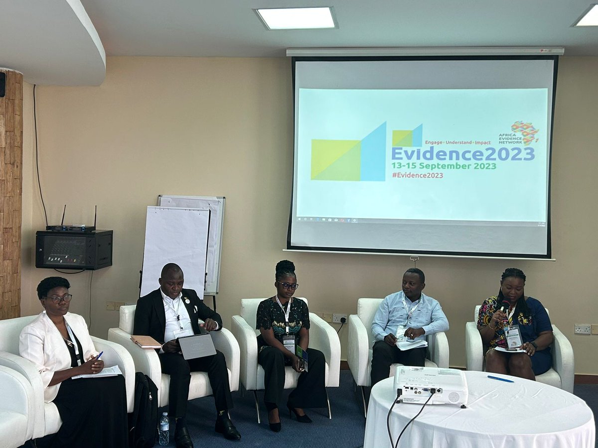 This week, we had the opportunity to participate at <a href="/Africa_evidence/">AEN</a>'s #Evidence2023 conference in #Uganda, engaging on innovation in capacity development. For more on what we're doing in #Rwanda, read this blog: cenfri.org/articles/devel…