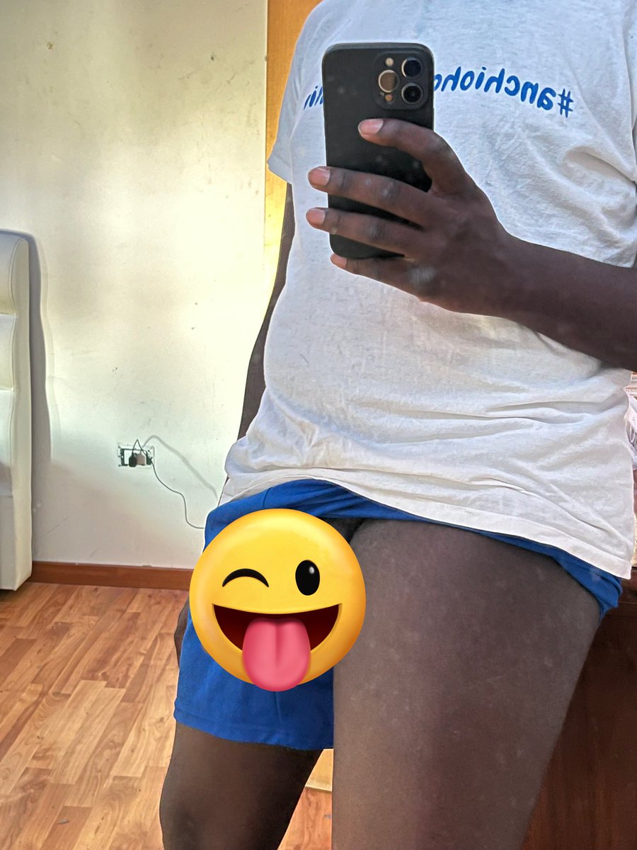 Blackudine's tweet photo. Mando un video in chat a chi fa rt 😈 https://t.co/EBV7DNMEIP