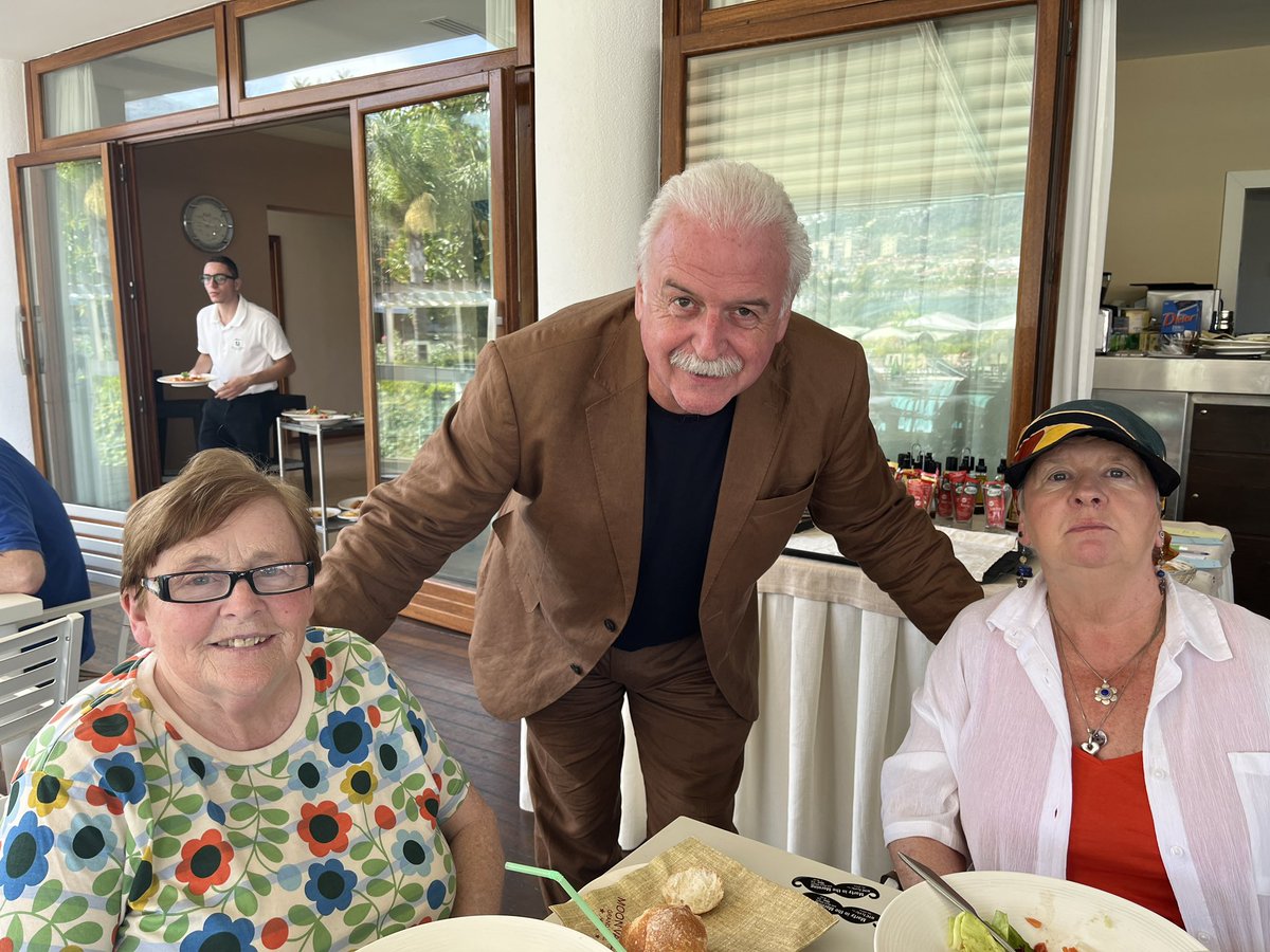 martylyricfm's tweet image. Enjoying the company this lunchtime of some of the folks who travelled to see Madama Butterfly tonight with @TravelDept