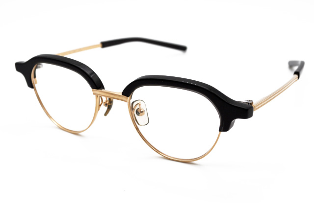 isemegane's tweet photo. 豊かな光沢と高いクオリティで洗練された優しさがあるフォーナインズのサーモントスタイル
美しい曲線が特徴なチタン合金製の逆Rヒンジはフレームのバランスを整える大切な役目があります
M-166 47/39mm 9901(クリアブラック/ゴールド)
#fournines
#isemegane
#フォーナインズ
#伊勢メガネ
#m166 https://t.co/efeH5uFCFi