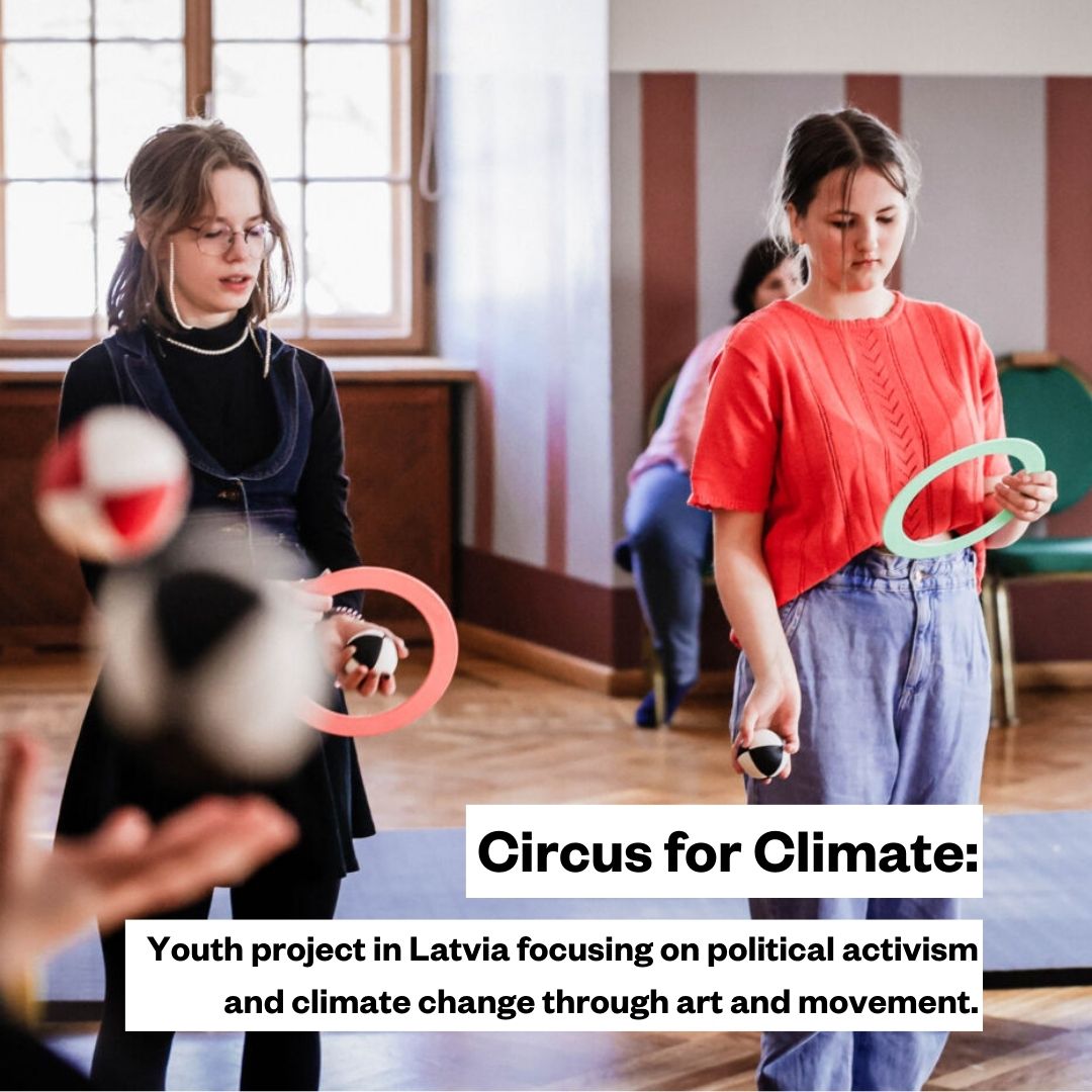 Today is #InternationalDayofDemocracy ! ✊

A thriving democracy is only possible if we ensure that the voices of young people are heard. 📣

#EEANorwayGrants empowers the next generation with initiatives that connect young people and give them a venue to express themselves, like