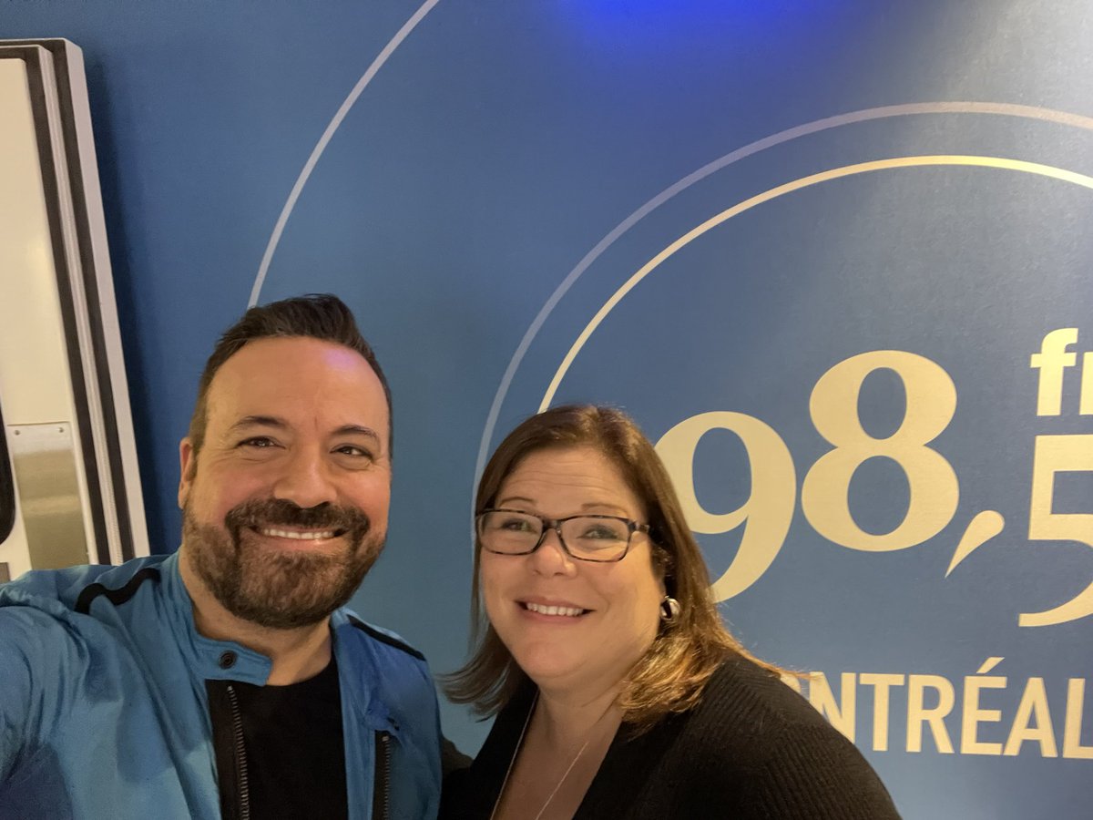 Manquez pas les 
Folies du vendredi
<a href="/PQFSL/">Puisqu'ilfautselever</a> 
Vers 9h20 😉
Textes : 
@PaulArcand <a href="/MarcBriere/">Marc Briere</a> 
Voix : 
Nancy Fortin et moi 
Production des parodies 
Richard Marquis <a href="/le985fm/">98.5 FM</a> #FoliesDuVendredi #Actualité #Fun #radio #Parodies